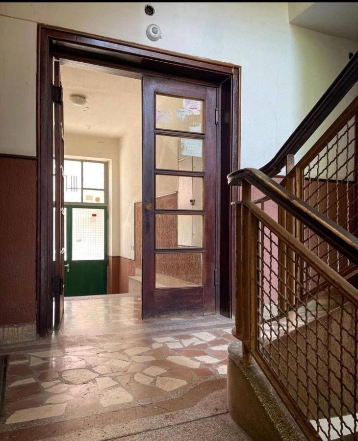 Apartment Music-Center, In The Center Of Podgorica Exterior photo
