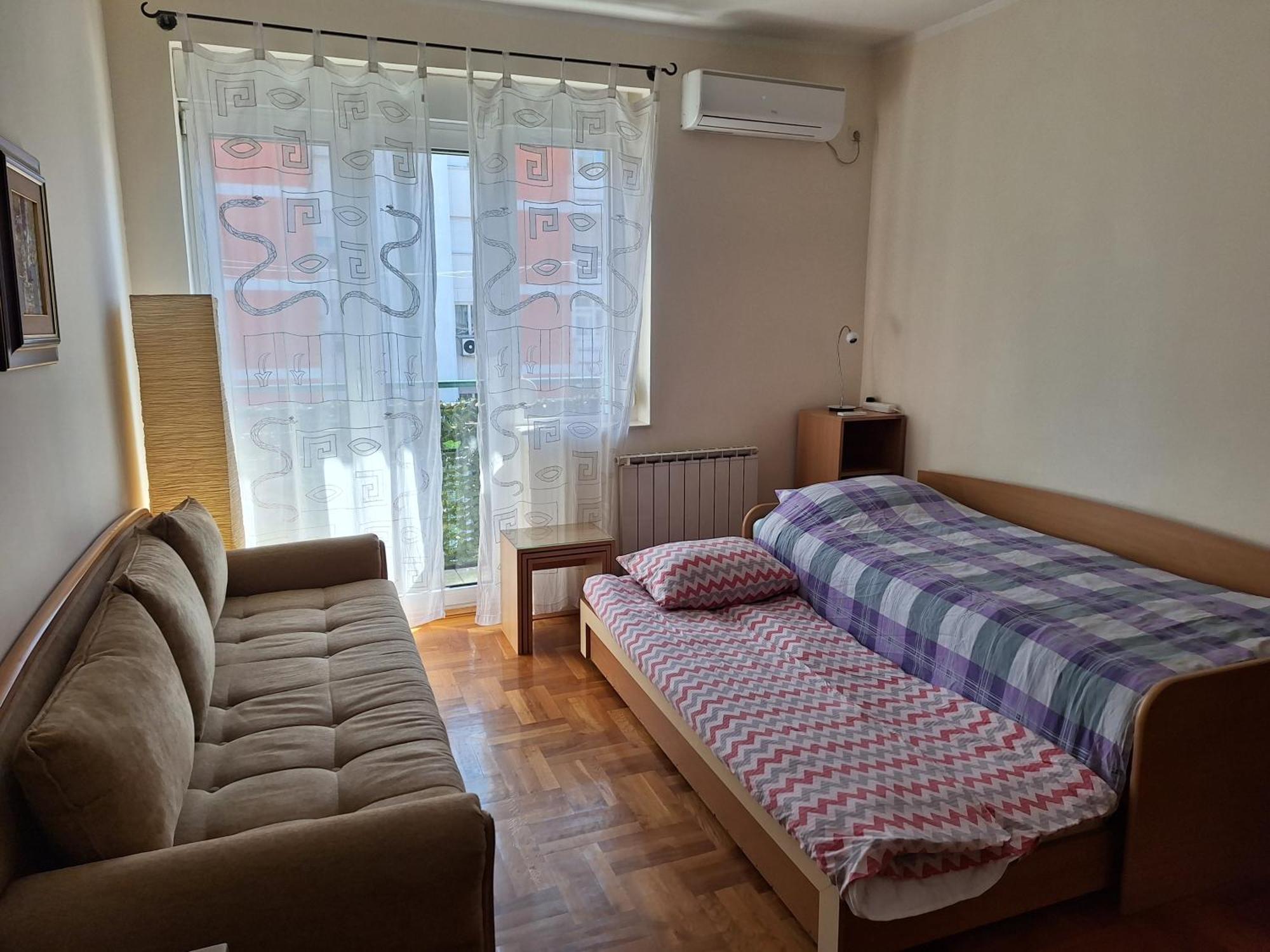 Apartment Music-Center, In The Center Of Podgorica Exterior photo